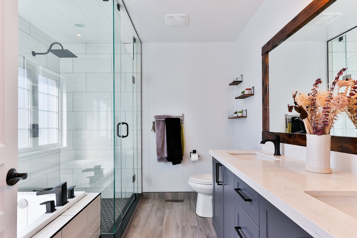 Bathroom & Kitchen Deep Clean